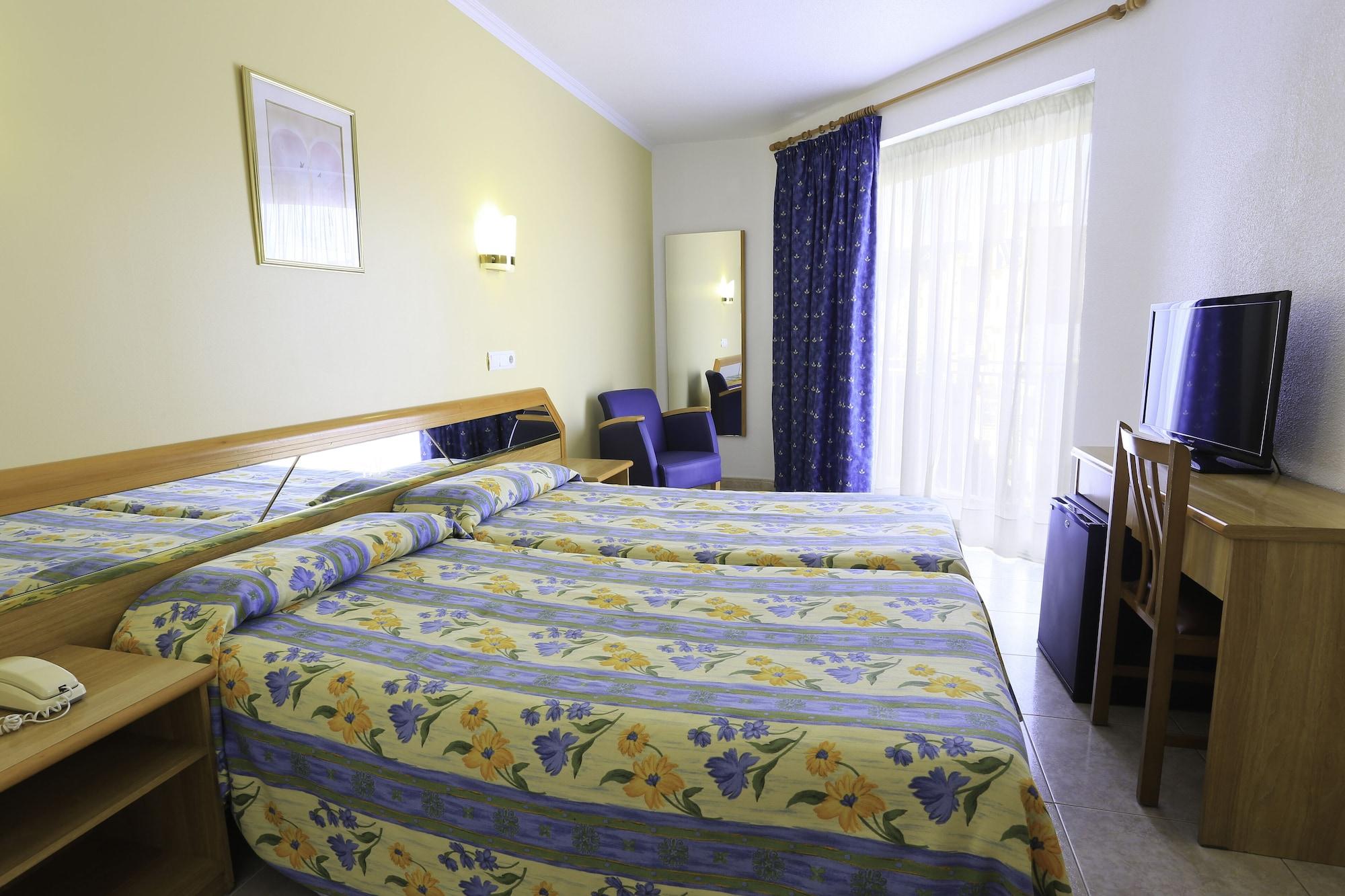 Hotel Volga - Adults Recommended Calella Esterno foto